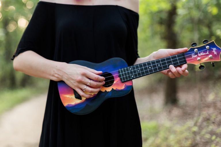 Flight TUSEE SUNSET Elise Ecklund Signature Travel Soprano Ukulele Flight Ukuleles
