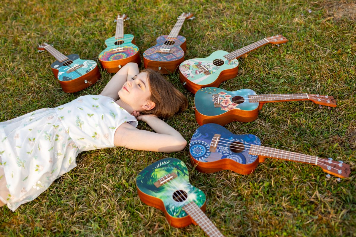 Flight AUC33 Jungle Concert Ukulele Flight Ukuleles