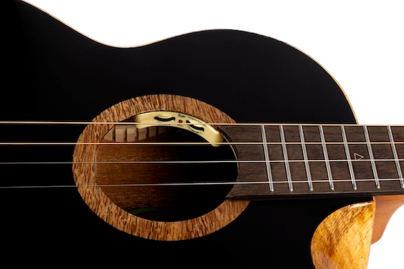 Flight-Nora-Baritone-EQ-A-Ukulele-Princess-Series9